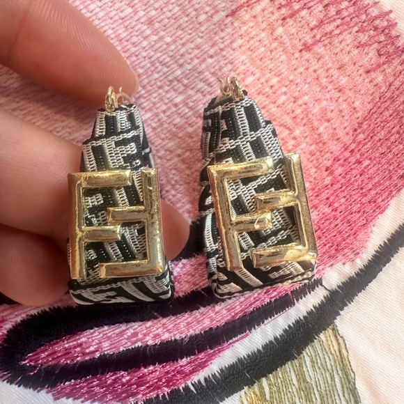 NWOT F logo earrings (free shipping) - Picture 2 of 5